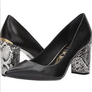 Calvin Klein Eviti pumps (7.5)